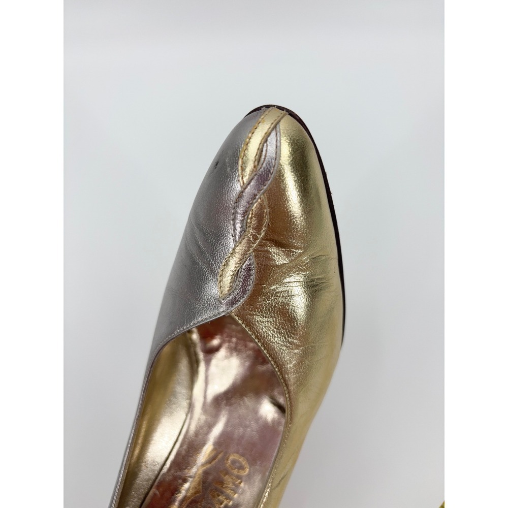 B5 Salvatore Ferragamo Two Tone Leather Pumps 7.5 Gold Silver Metallic Y2K - Picture 13 of 14